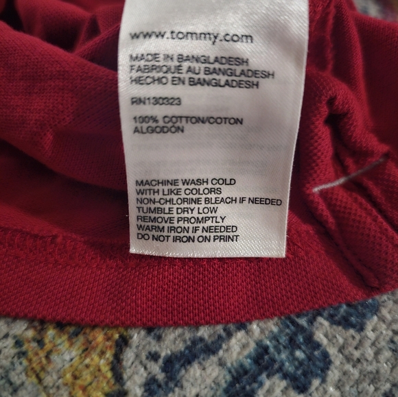 Kids red Tommy Hilfiger polo tee size 5 - Picture 5 of 5